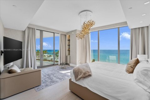 Condo in Sunny Isles Beach, Florida, 4 bedrooms  № 1379035 - photo 16