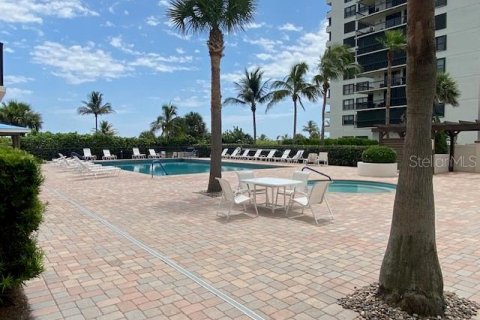 Condo in St. Lucie, Florida, 2 bedrooms  № 1343136 - photo 18