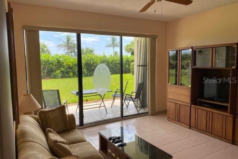 Condo in St. Lucie, Florida, 2 bedrooms  № 1343136 - photo 8