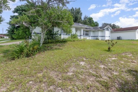 Casa en venta en Deltona, Florida, 3 dormitorios, 189.99 m2 № 1343127 - foto 3