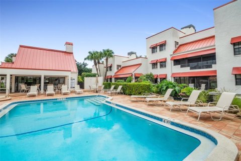 Condo in Naples, Florida, 2 bedrooms  № 1343135 - photo 15