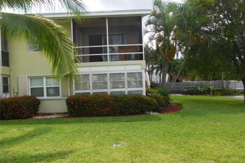 Condominio en venta en Deerfield Beach, Florida, 2 dormitorios, 74.32 m2 № 996371 - foto 4