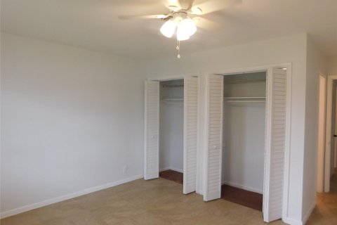 Condo in Deerfield Beach, Florida, 2 bedrooms  № 996371 - photo 21