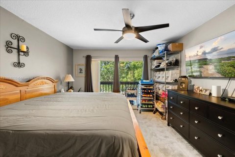 Copropriété à vendre à Pembroke Pines, Floride: 3 chambres, 136.75 m2 № 1309880 - photo 19