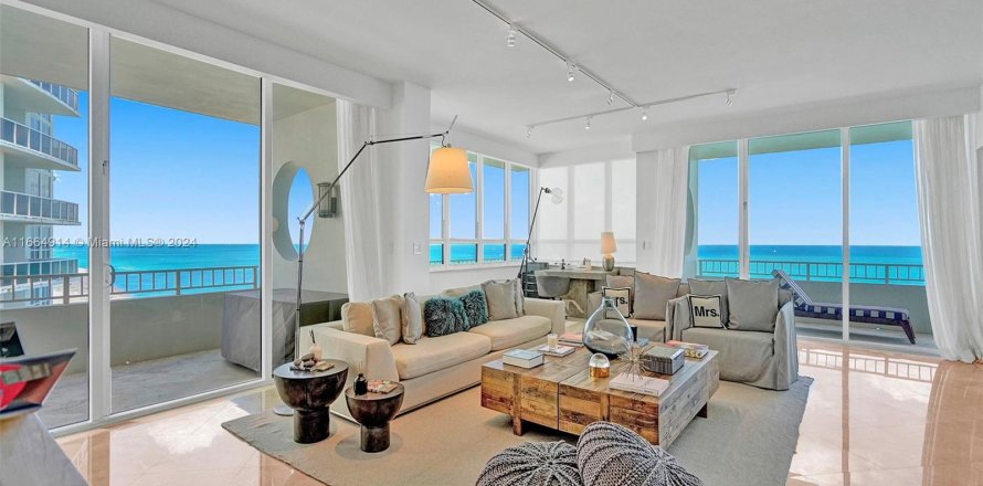 Condominio en Bal Harbour, Florida, 3 dormitorios  № 1378661