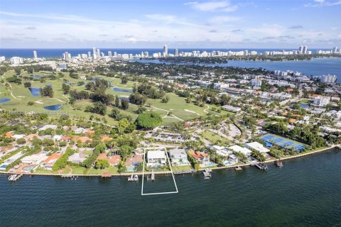 Villa ou maison à vendre à Miami Beach, Floride: 5 chambres, 501.21 m2 № 1378612 - photo 4