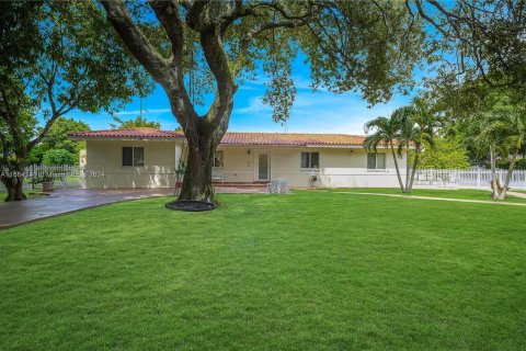 Villa ou maison à vendre à Coral Gables, Floride: 4 chambres, 187.11 m2 № 1375909 - photo 29