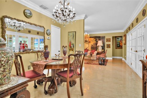 Villa ou maison à vendre à Coral Gables, Floride: 4 chambres, 187.11 m2 № 1375909 - photo 11