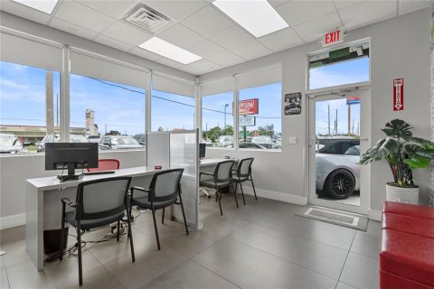 Immobilier commercial à vendre à Orlando, Floride: 163.88 m2 № 1340268 - photo 8