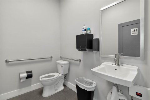 Immobilier commercial à vendre à Orlando, Floride: 163.88 m2 № 1340268 - photo 15