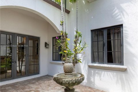 Casa en venta en Miami, Florida, 5 dormitorios, 415.27 m2 № 1384266 - foto 19