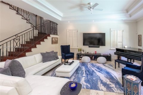 Casa en venta en Miami, Florida, 5 dormitorios, 415.27 m2 № 1384266 - foto 6