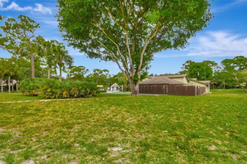 Villa ou maison à vendre à Royal Palm Beach, Floride: 2 chambres, 120.59 m2 № 1180312 - photo 14