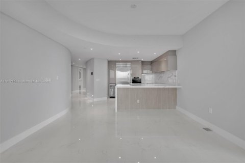 Condominio en venta en Sunny Isles Beach, Florida, 3 dormitorios, 173.08 m2 № 1281625 - foto 4