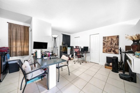 Copropriété à vendre à Oakland Park, Floride: 1 chambre, 38.28 m2 № 1399857 - photo 5