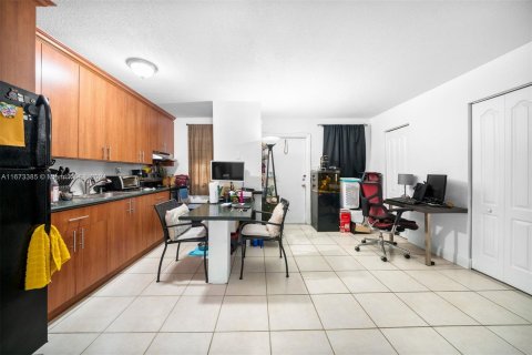 Copropriété à vendre à Oakland Park, Floride: 1 chambre, 38.28 m2 № 1399857 - photo 4