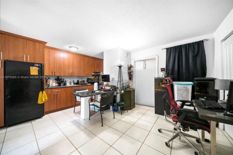 Copropriété à vendre à Oakland Park, Floride: 1 chambre, 38.28 m2 № 1399857 - photo 1