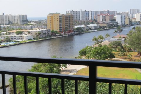 Copropriété à vendre à Pompano Beach, Floride: 2 chambres, 167.22 m2 № 1180610 - photo 27