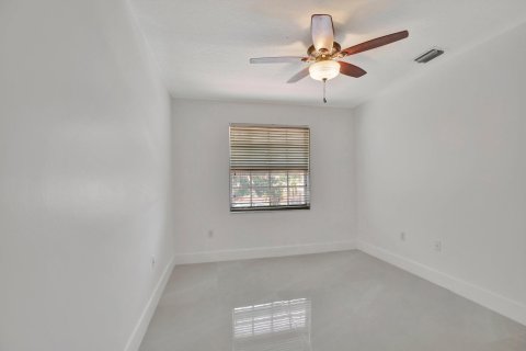 Casa en venta en Sunrise, Florida, 4 dormitorios, 240.25 m2 № 1180567 - foto 24