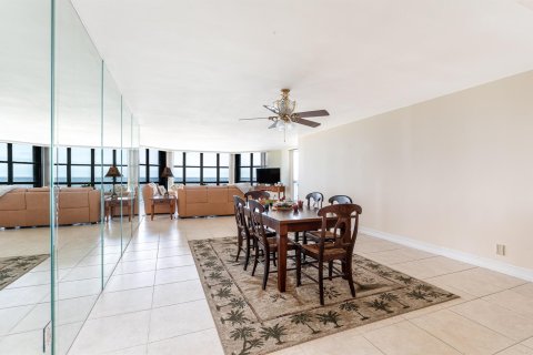 Copropriété à vendre à Hillsboro Beach, Floride: 2 chambres, 195.09 m2 № 760937 - photo 12