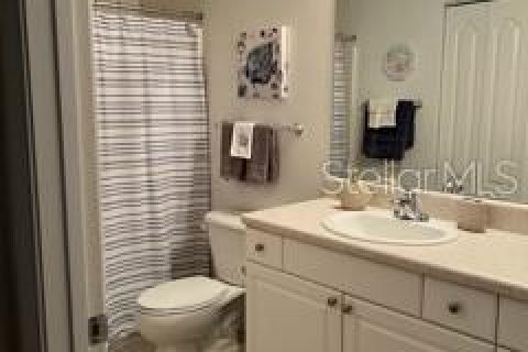 Condo in Vero Beach, Florida, 2 bedrooms  № 1211886 - photo 10