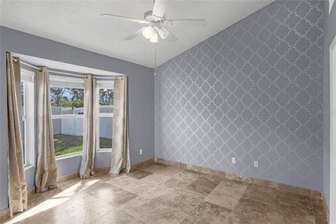 House in Tampa, Florida 3 bedrooms, 115.29 sq.m. № 1444780 - photo 25