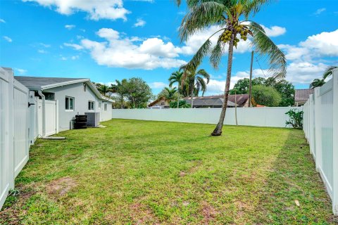 Villa ou maison à vendre à Plantation, Floride: 3 chambres, 216.74 m2 № 1093811 - photo 7