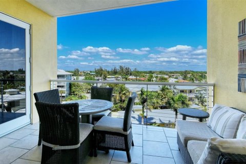 Condo in Sarasota, Florida, 3 bedrooms  № 1376745 - photo 4