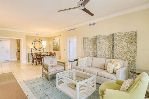 Condo in Sarasota, Florida, 3 bedrooms  № 1376745 - photo 10