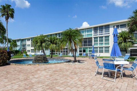 Copropriété à vendre à Saint Pete Beach, Floride: 2 chambres, 96.62 m2 № 1376711 - photo 29