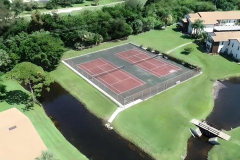 Condo in Stuart, Florida, 2 bedrooms  № 746257 - photo 2