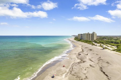 Copropriété à vendre à Palm Beach Gardens, Floride: 2 chambres, 107.95 m2 № 1216256 - photo 1