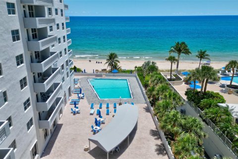 Condominio en venta en Fort Lauderdale, Florida, 2 dormitorios, 125.42 m2 № 1216352 - foto 7