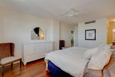 Condo in Fort Lauderdale, Florida, 2 bedrooms  № 1216352 - photo 20