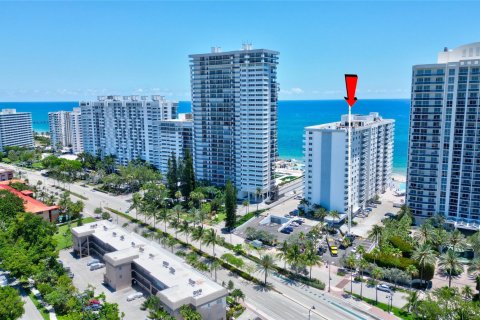 Condo in Fort Lauderdale, Florida, 2 bedrooms  № 1216352 - photo 8