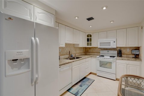 Copropriété à vendre à Fort Lauderdale, Floride: 2 chambres, 125.42 m2 № 1216352 - photo 28