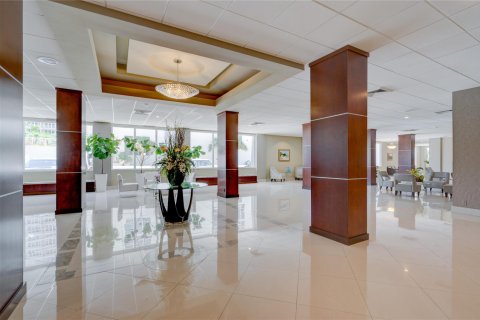 Condominio en venta en Fort Lauderdale, Florida, 2 dormitorios, 125.42 m2 № 1216352 - foto 13