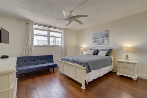 Condo in Fort Lauderdale, Florida, 2 bedrooms  № 1216352 - photo 26