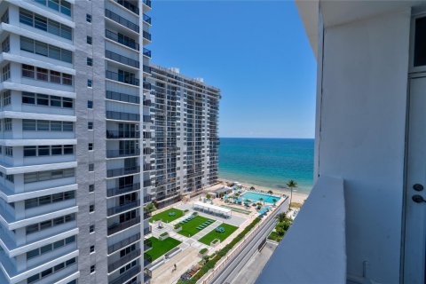 Copropriété à vendre à Fort Lauderdale, Floride: 2 chambres, 125.42 m2 № 1216352 - photo 30