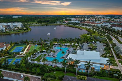 Villa ou maison à vendre à Palm Beach Gardens, Floride: 5 chambres, 464.42 m2 № 1216255 - photo 2