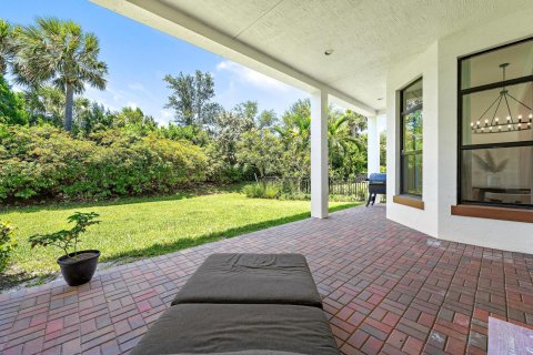 Casa en venta en Palm Beach Gardens, Florida, 5 dormitorios, 464.42 m2 № 1216255 - foto 15