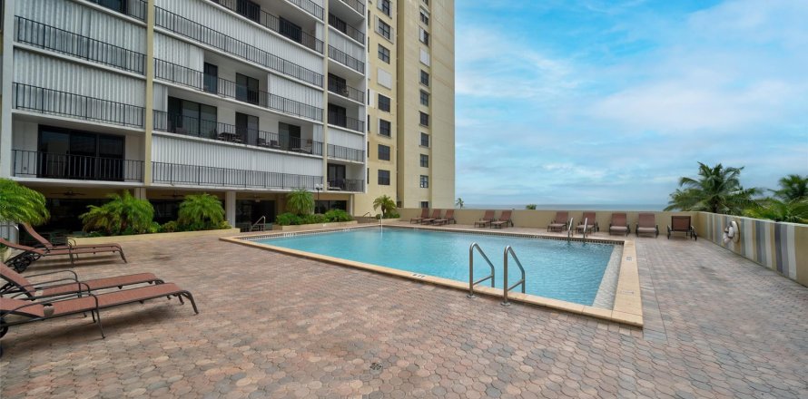 Condo in Hollywood, Florida, 2 bedrooms  № 952503