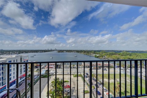 Copropriété à vendre à Hollywood, Floride: 2 chambres, 109.62 m2 № 952503 - photo 9