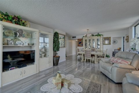 Copropriété à vendre à Hollywood, Floride: 2 chambres, 109.62 m2 № 952503 - photo 29