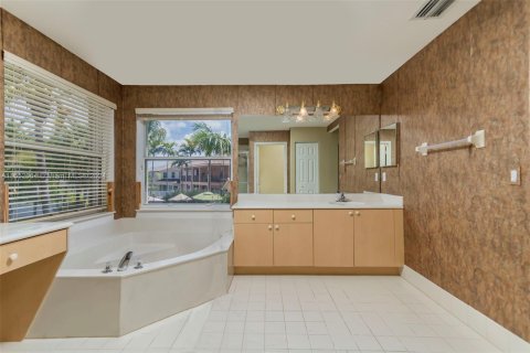 Casa en venta en Miramar, Florida, 5 dormitorios, 317.45 m2 № 1099346 - foto 13