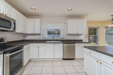 Casa en venta en Miramar, Florida, 5 dormitorios, 317.45 m2 № 1099346 - foto 3