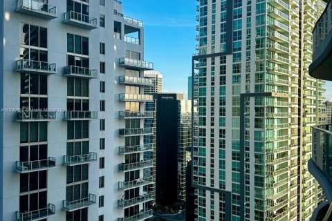 Condo in Miami, Florida, 1 bedroom  № 1179904 - photo 26