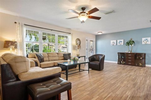 Casa en venta en Bradenton, Florida, 4 dormitorios, 201.41 m2 № 1344513 - foto 2