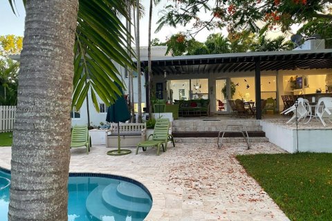 Купить виллу или дом в Норт-Майами, Флорида 4 спальни, 237.09м2, № 1117681 - фото 6