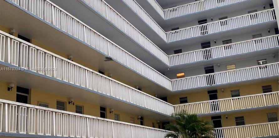 Condo à Miami, Floride, 2 chambres  № 1406308